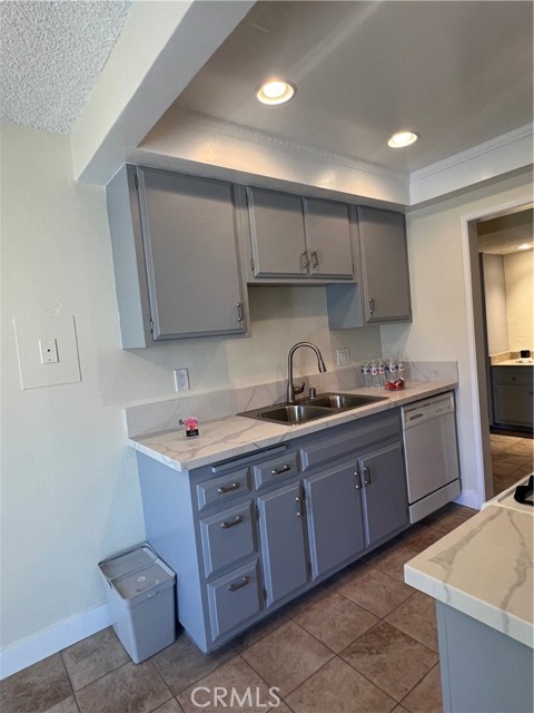 Detail Gallery Image 20 of 49 For 1350 W Lambert Rd #116,  La Habra,  CA 90631 - 1 Beds | 1 Baths