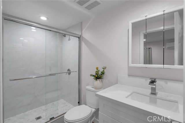Image 15 of 51 For 4032 Elsa Street
