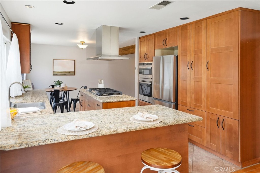 MLS #SR25241261 image #12