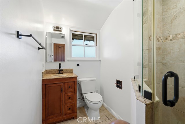 Detail Gallery Image 23 of 35 For 9207 Whitaker Ave, Northridge,  CA 91343 - 4 Beds | 2 Baths