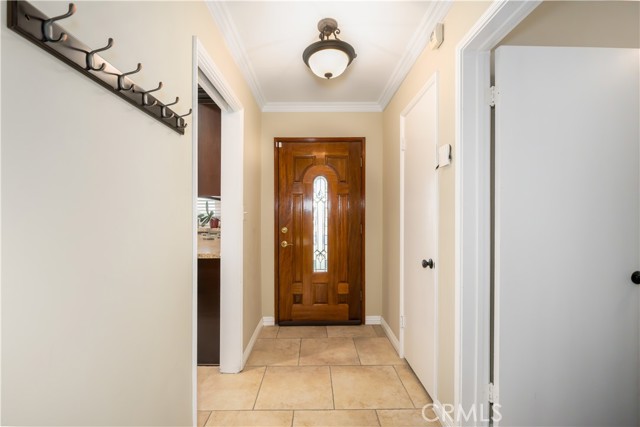 Detail Gallery Image 3 of 22 For 125 S Armel, Covina,  CA 91722 - 4 Beds | 2/1 Baths