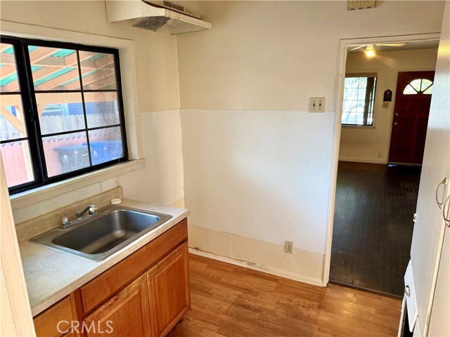 Detail Gallery Image 4 of 19 For 3937 Revere, Los Angeles,  CA 90039 - 4 Beds | 2 Baths