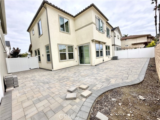 Detail Gallery Image 23 of 28 For 403 Aura Dr, Costa Mesa,  CA 92626 - 4 Beds | 3 Baths