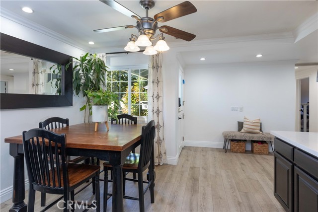 19922 Carmania Lane, Huntington Beach CA: https://media.crmls.org/medias/1d3666b2-fc79-43c1-88c8-642133967a55.jpg