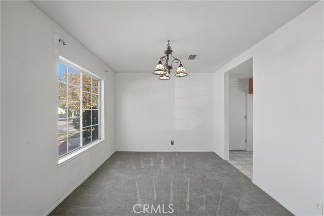 Detail Gallery Image 9 of 43 For 39364 Harvard, Palmdale,  CA 93551 - 4 Beds | 3 Baths