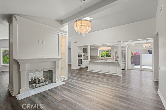 4359 Park Corona, Calabasas CA: https://media.crmls.org/medias/1d373105-2454-4ea6-831b-690945e6c3be.jpg