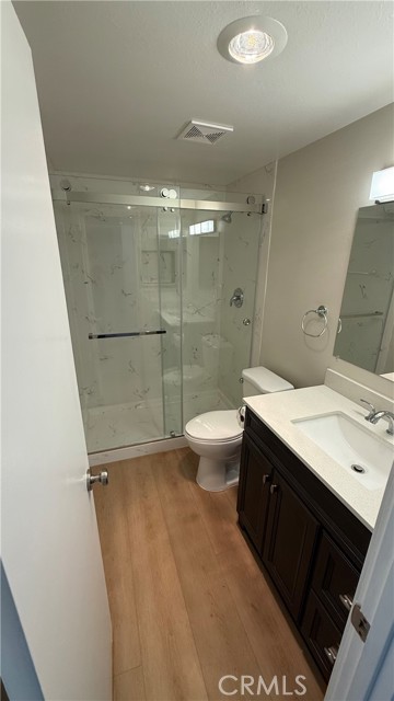 Detail Gallery Image 22 of 34 For 2445 Elden, Costa Mesa,  CA 92627 - 2 Beds | 1/1 Baths