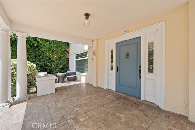 268 S Norton Avenue, Los Angeles CA: https://media.crmls.org/medias/1d379be5-74a1-4043-af0e-e4a2cd69ce59.jpg