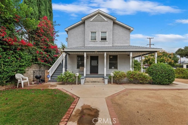 Detail Gallery Image 2 of 34 For 323 E Colton, Redlands,  CA 92374 - 3 Beds | 2 Baths