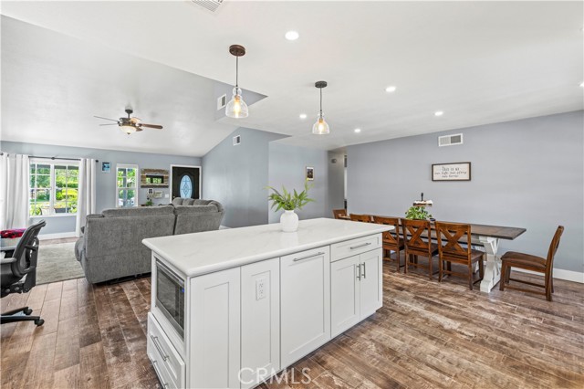 Image 10 of 33 For 22929 Beech Creek Circle