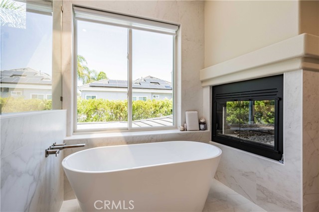 6561 Horseshoe Lane, Huntington Beach CA: https://media.crmls.org/medias/1d383c69-240f-43c3-b906-1c828d0962cc.jpg