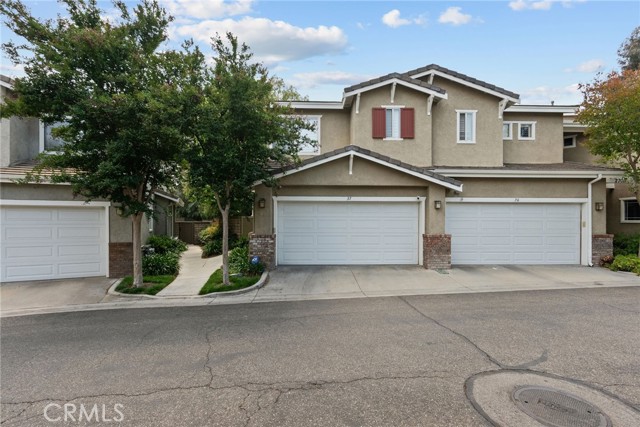 27017 Big Rapids, Valencia CA: https://media.crmls.org/medias/1d384e00-f950-41a8-9c3d-35a0571ca730.jpg