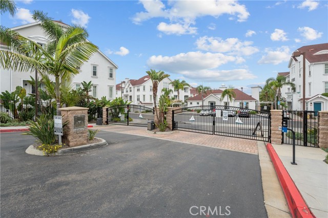 Detail Gallery Image 1 of 1 For 825 Harbor Cliff Way #261,  Oceanside,  CA 92054 - 2 Beds | 2/1 Baths