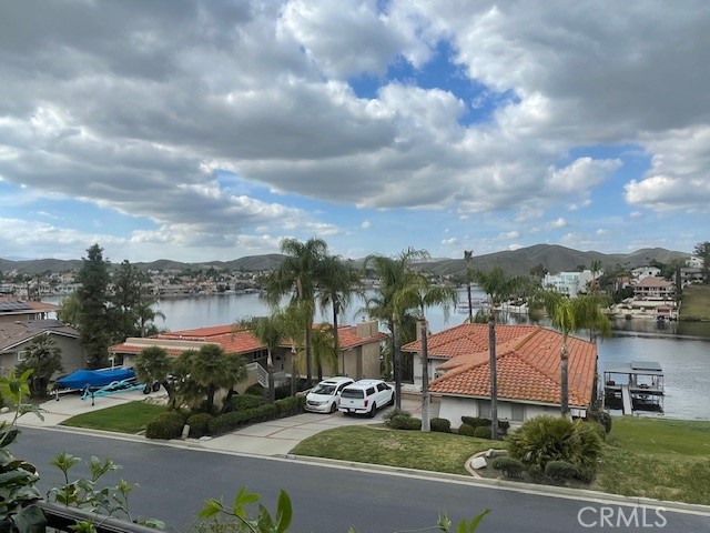 Detail Gallery Image 12 of 20 For 22637 Cascade, Canyon Lake,  CA 92587 - 3 Beds | 2/1 Baths