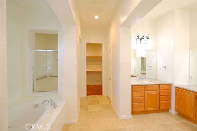 Detail Gallery Image 20 of 41 For 1791 Hannon, Cherry Valley,  CA 92223 - 4 Beds | 3/1 Baths