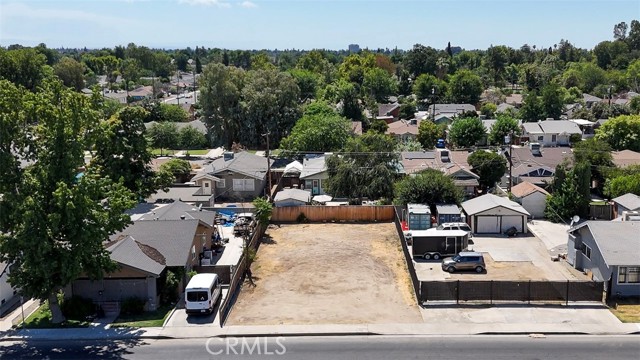 Detail Gallery Image 4 of 11 For 509 H St, Bakersfield,  CA 93304 - – Beds | – Baths