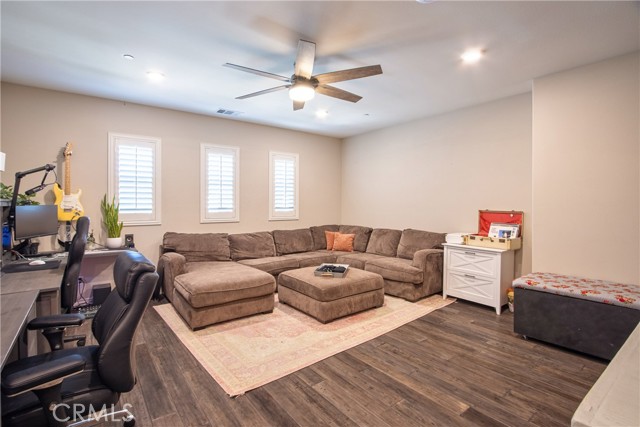 Detail Gallery Image 39 of 73 For 45668 Nora Cir, Temecula,  CA 92592 - 5 Beds | 4/1 Baths