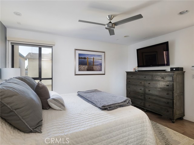 Detail Gallery Image 22 of 33 For 119 E Walnut Ave, El Segundo,  CA 90245 - 3 Beds | 2/1 Baths