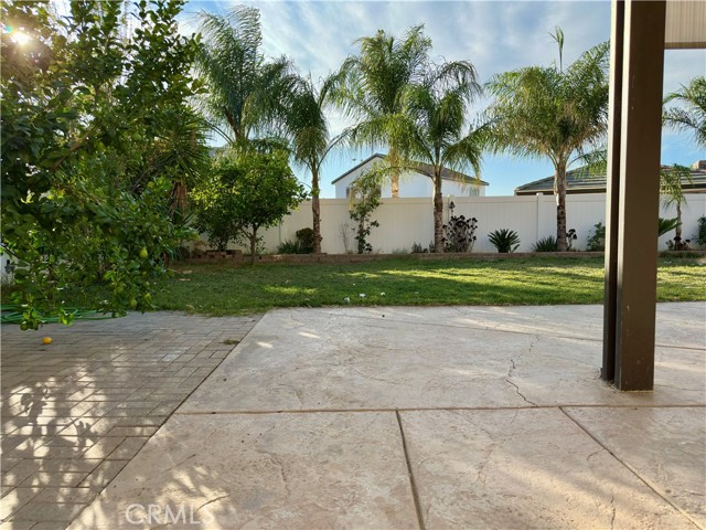 1752 El Nido, Perris CA: https://media.crmls.org/medias/1d3b65ab-e6bc-488f-8e4b-1a569ab527da.jpg