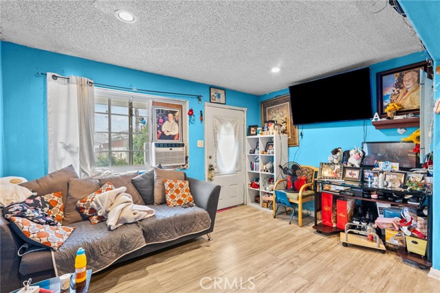 Detail Gallery Image 32 of 40 For 943 W 65th St, Los Angeles,  CA 90044 - 7 Beds | 4 Baths