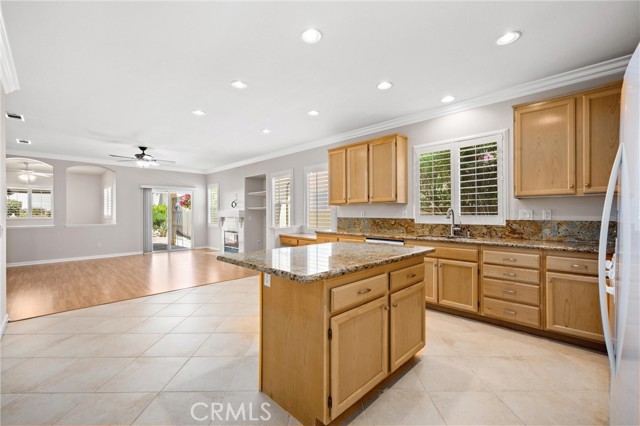 28216 Meadowsweet Drive, Menifee CA: https://media.crmls.org/medias/1d3c8eb0-fe5b-454b-94e7-9adcad3092f4.jpg