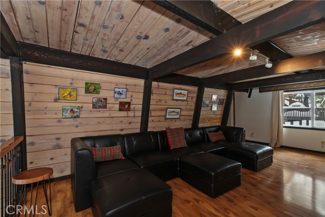 Detail Gallery Image 24 of 50 For 764 Crestwood, Big Bear Lake,  CA 92315 - 2 Beds | 2 Baths