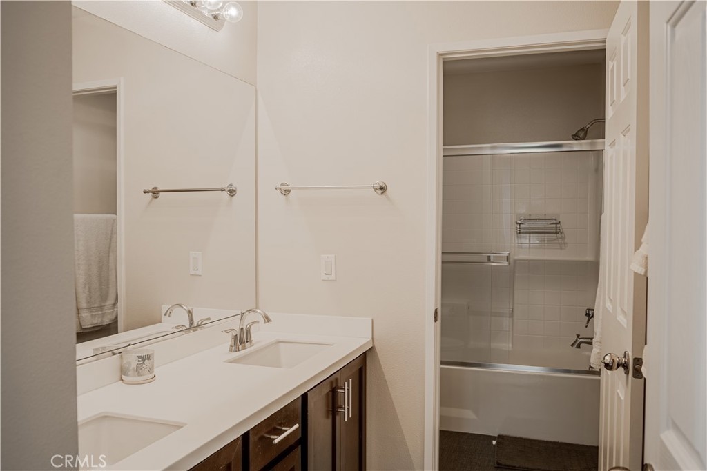 MLS #IV25234594 image #9