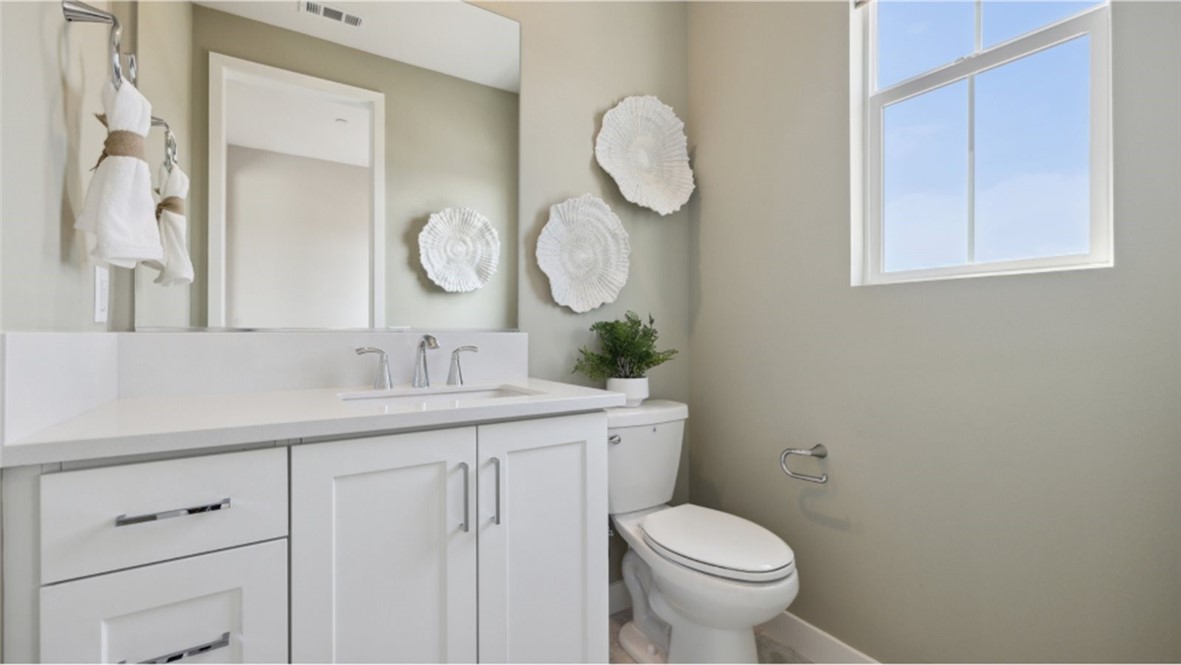 Detail Gallery Image 12 of 28 For 24496 via Buceo, Valencia,  CA 91354 - 2 Beds | 2 Baths