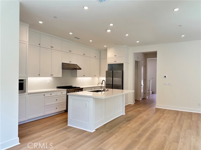 238 Maricopa, Irvine CA: https://media.crmls.org/medias/1d3deca0-e563-4517-8c1c-f369503717b4.jpg