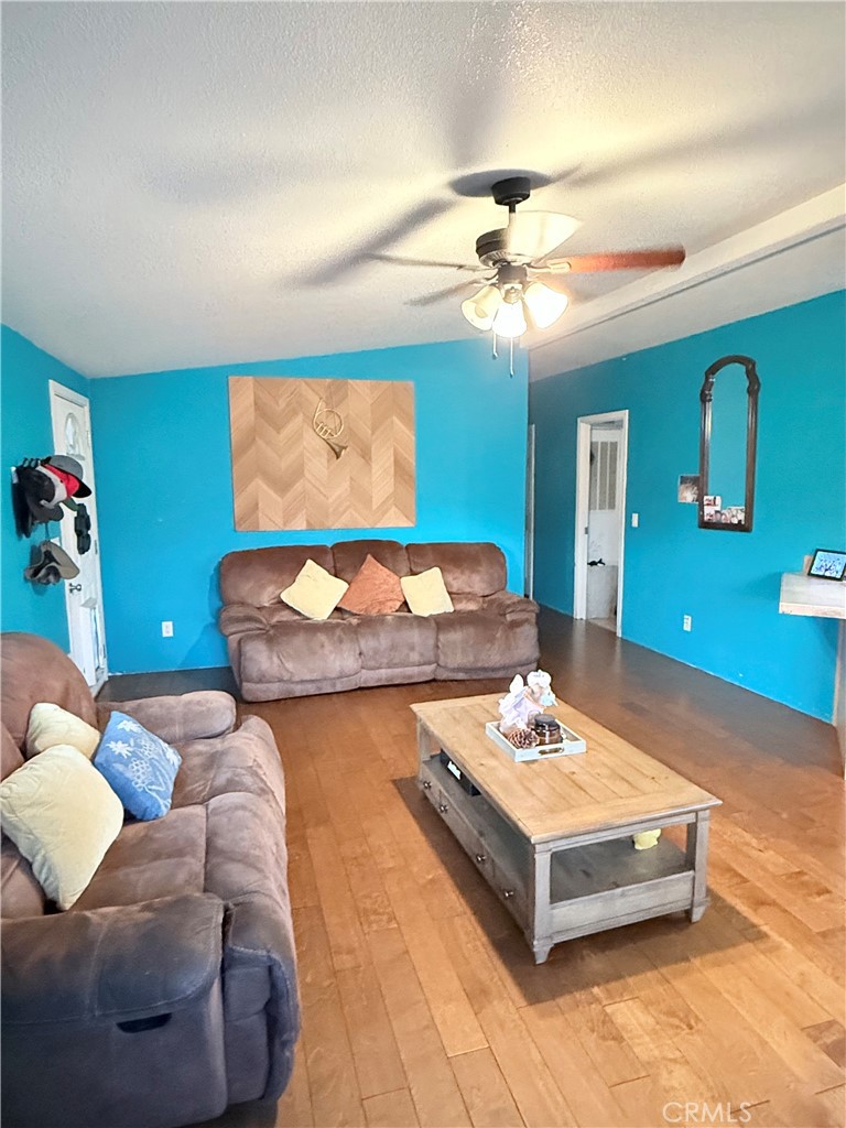 MLS #OC25265003 image #15