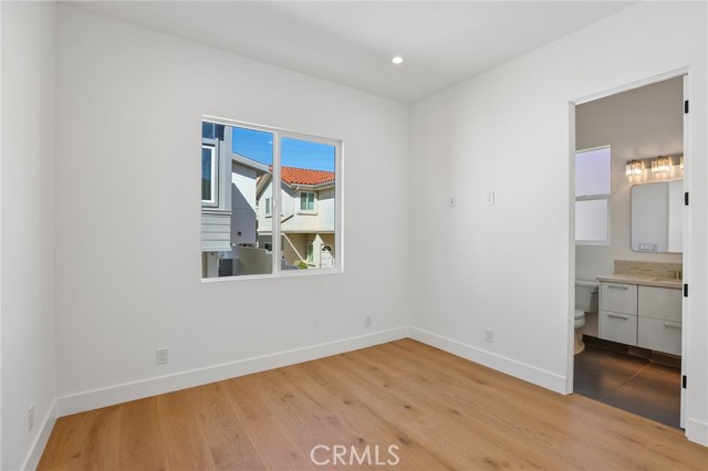 2019 Huntington Lane, A photo 43