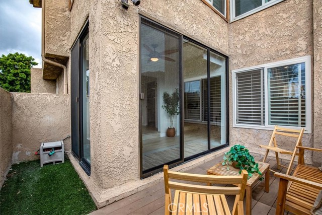 Detail Gallery Image 6 of 29 For 16933 Bluewater, Huntington Beach,  CA 92649 - 1 Beds | 1 Baths