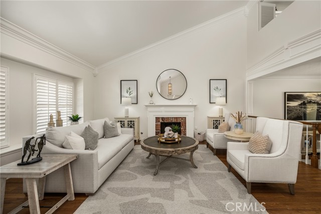 Detail Gallery Image 5 of 73 For 4011 E. Green Clover, Orange,  CA 92867 - 5 Beds | 4 Baths