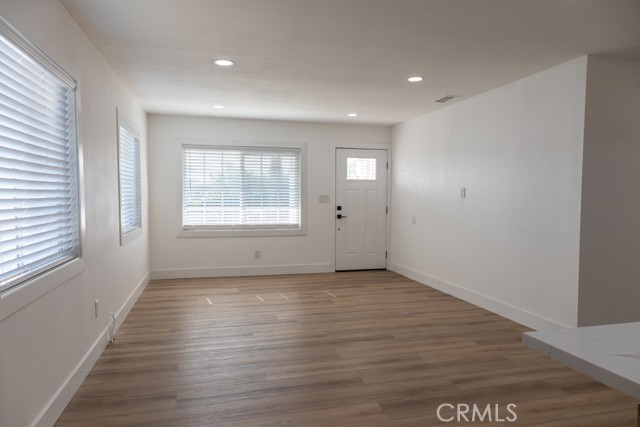 8666 Calaveras Avenue, Rancho Cucamonga CA: https://media.crmls.org/medias/1d42bb15-6118-4b40-8dfe-cdbaced1621d.jpg