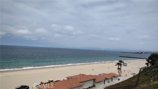 700 Elvira Avenue, Redondo Beach, California 90277, 2 Bedrooms Bedrooms, ,1 BathroomBathrooms,Residential,Sold,Elvira,IV23094104