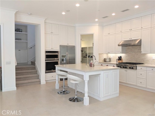 Detail Gallery Image 2 of 24 For 62 Acorn, Irvine,  CA 92620 - 4 Beds | 2/1 Baths