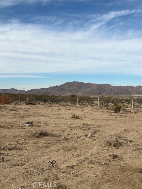 Detail Gallery Image 12 of 12 For 8787 Shantung Rd, Lucerne Valley,  CA 92356 - 4 Beds | 2 Baths