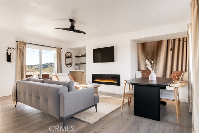 Detail Gallery Image 4 of 38 For 2360 Sand, Landers,  CA 92285 - 1 Beds | 1 Baths