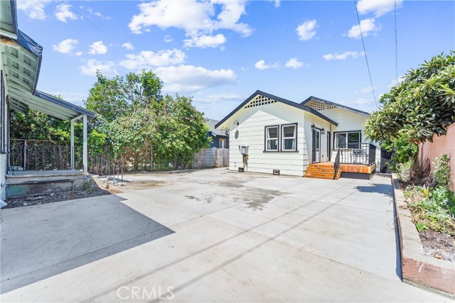 4400 Homer Street, Los Angeles CA: https://media.crmls.org/medias/1d459fc6-6abc-453b-9b25-a677c834eee4.jpg