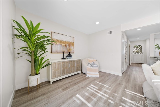 Detail Gallery Image 12 of 51 For 49 Thicket, Irvine,  CA 92614 - 3 Beds | 2 Baths