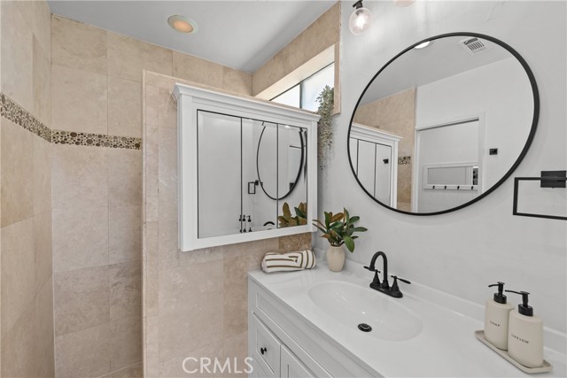 642 S Mountain View Drive, Palm Springs CA: https://media.crmls.org/medias/1d46c3a9-cbcd-4719-9ea0-8777223e9769.jpg