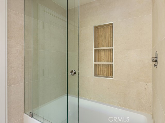 Detail Gallery Image 50 of 62 For 355 Hillcrest St, El Segundo,  CA 90245 - 5 Beds | 3 Baths