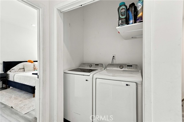 8633 Zelzah photo 19
