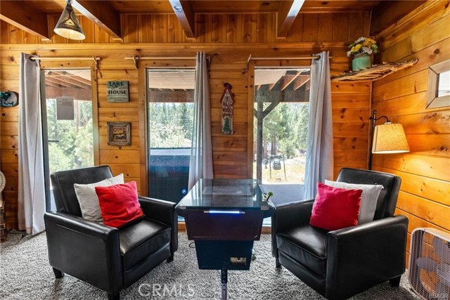 Detail Gallery Image 9 of 25 For 39273 Peak Ln, Big Bear Lake,  CA 92315 - 3 Beds | 2 Baths