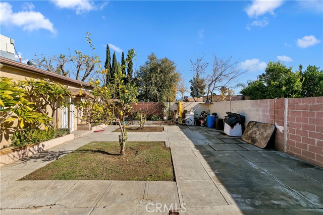 Detail Gallery Image 25 of 29 For 231 W 24th St, San Bernardino,  CA 92405 - 2 Beds | 1/1 Baths