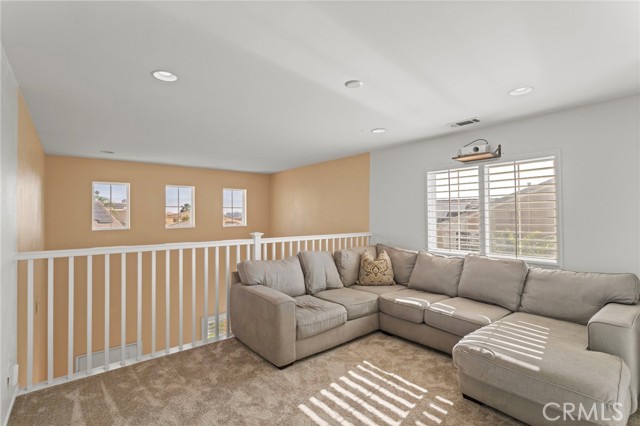 Detail Gallery Image 19 of 44 For 294 Kieswetter, Colton,  CA 92324 - 5 Beds | 2/1 Baths