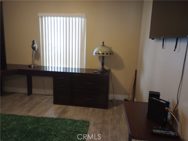 11234 Village 11 photo 8