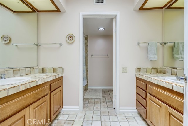 Detail Gallery Image 43 of 63 For 22851 Pocetas, Mission Viejo,  CA 92692 - 5 Beds | 3 Baths