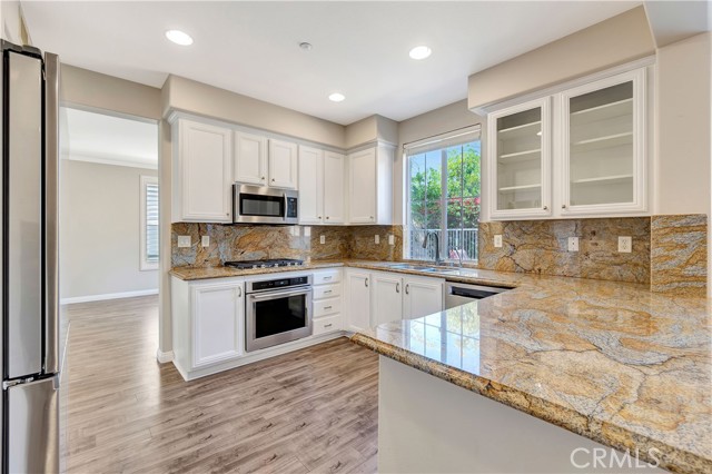 Detail Gallery Image 13 of 47 For 7079 Depoe Ct, Huntington Beach,  CA 92648 - 3 Beds | 2/1 Baths