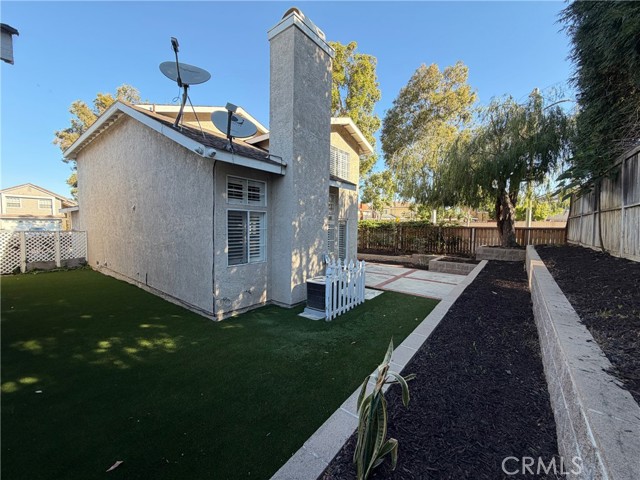 Detail Gallery Image 3 of 4 For 30 Jefferson, Irvine,  CA 92620 - 3 Beds | 2/1 Baths